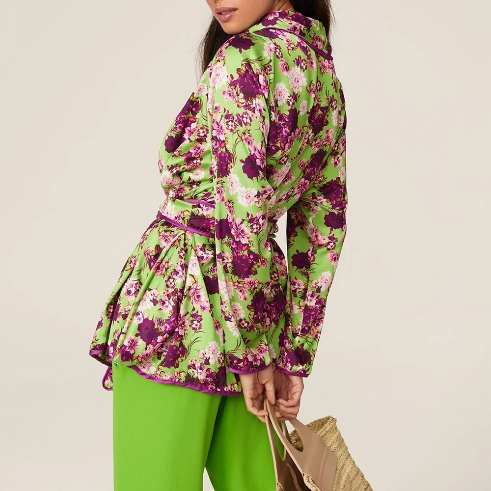 Giovanna Nicolai Silk Floral Wrap Top 40 - Picture 4 of 12